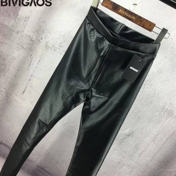 High Waisted Foux Leather Soft Skinny Leggings - Picture 4 of 8